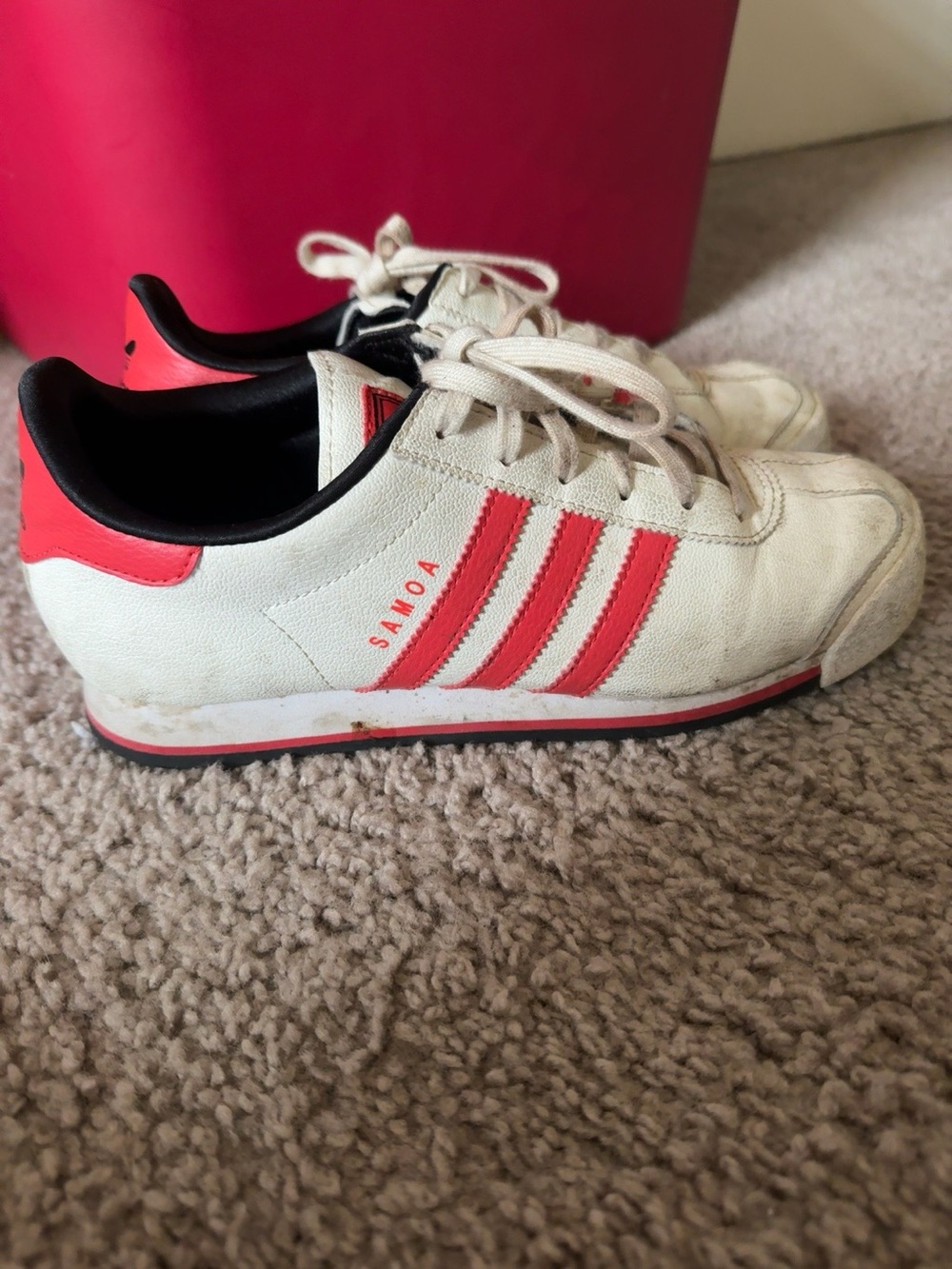 Adidas Samoa Sneakers Women’s US 7 White/Black/Red Leather Athletic Shoes
